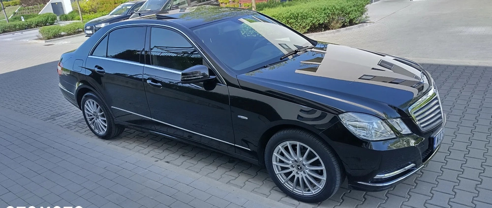 Mercedes-Benz Klasa E cena 67900 przebieg: 114000, rok produkcji 2012 z Warszawa małe 191